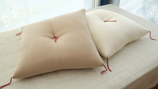 純綿わたの昔ながらの座布団